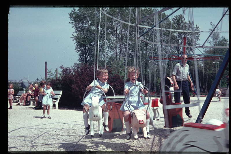 23.Avifauna mei 1966 Papa,Brigitte,Marion.JPG